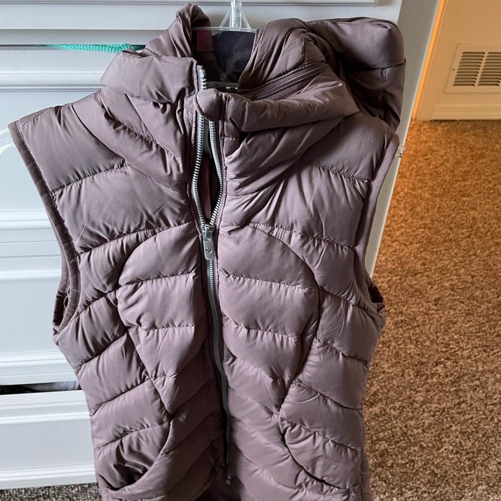 Lululemon vesy